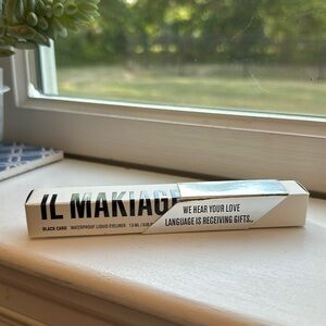 IL MAKIAGE waterproof liquid eyeliner. Shade black card. New.